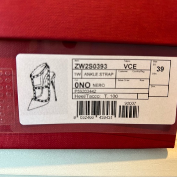 Valentino stilletos size 39 new with tags - black - Picture 6 of 6